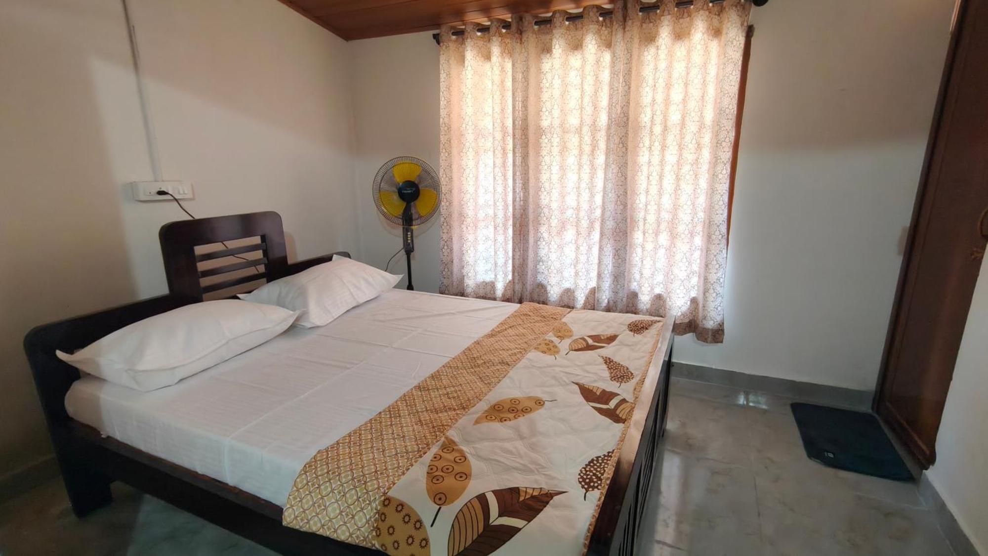 Flintstone Home Kushālnagar المظهر الخارجي الصورة