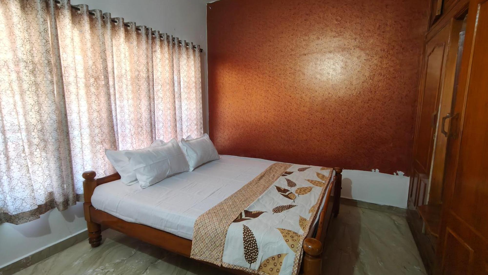 Flintstone Home Kushālnagar المظهر الخارجي الصورة